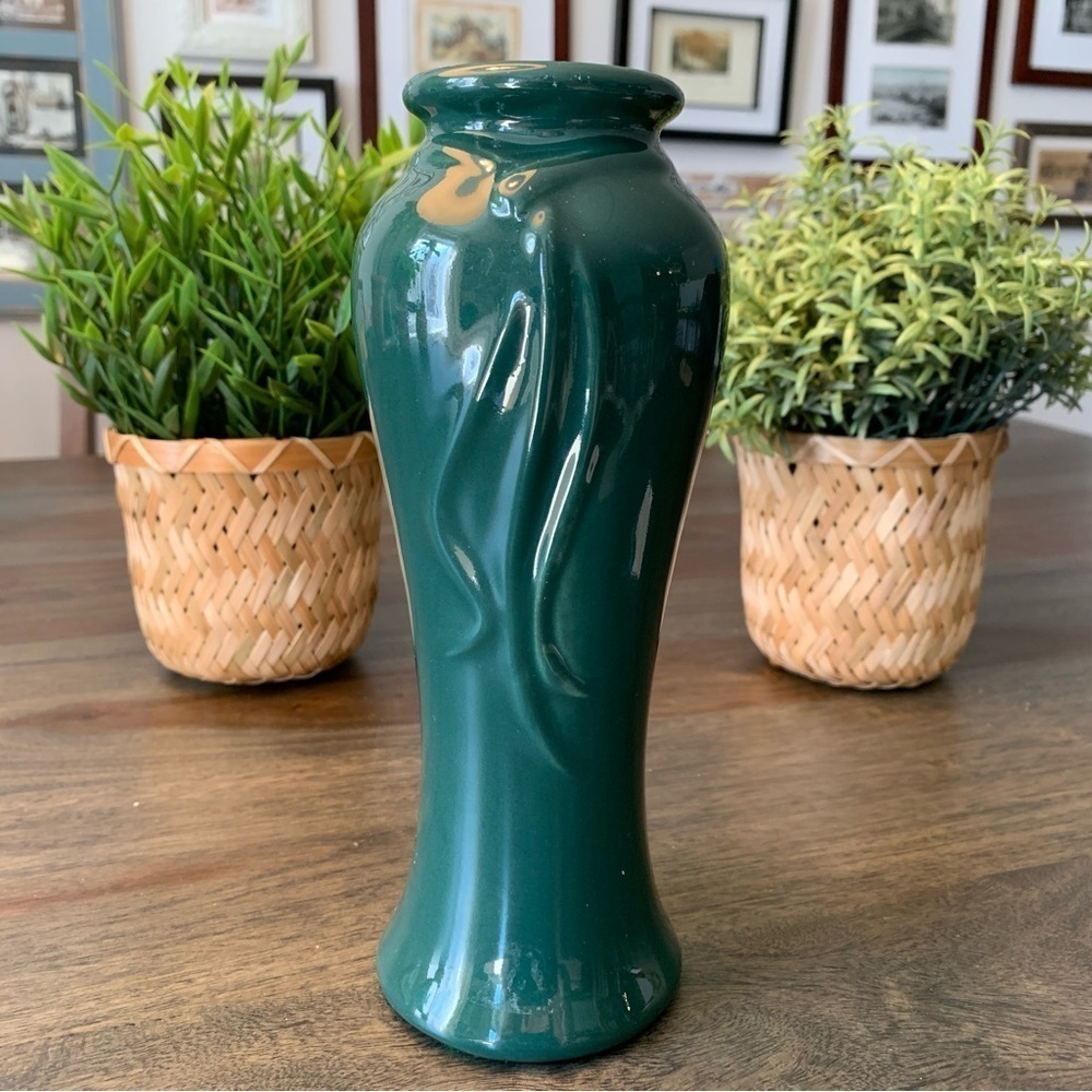 Vintage Haeger Vase Deep Green Ribbon Design Forest Green Made in USA Haeger 980